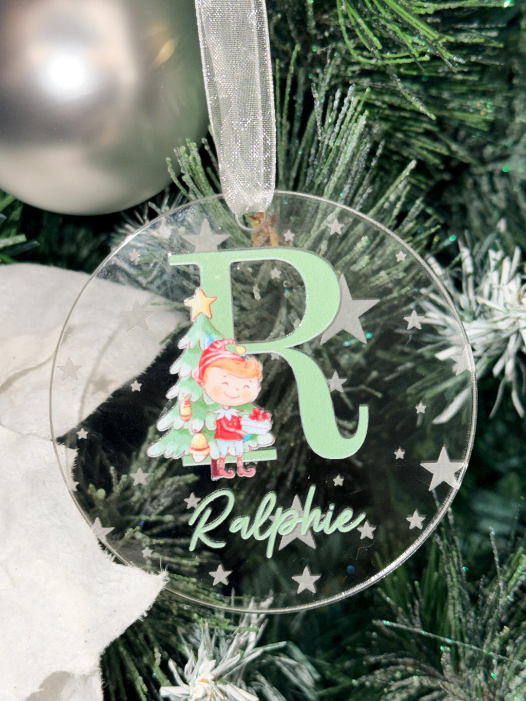 Personalised Acrylic Christmas Bauble – Engraved Stars & Cute Elf Design – Custom Name and Initial.