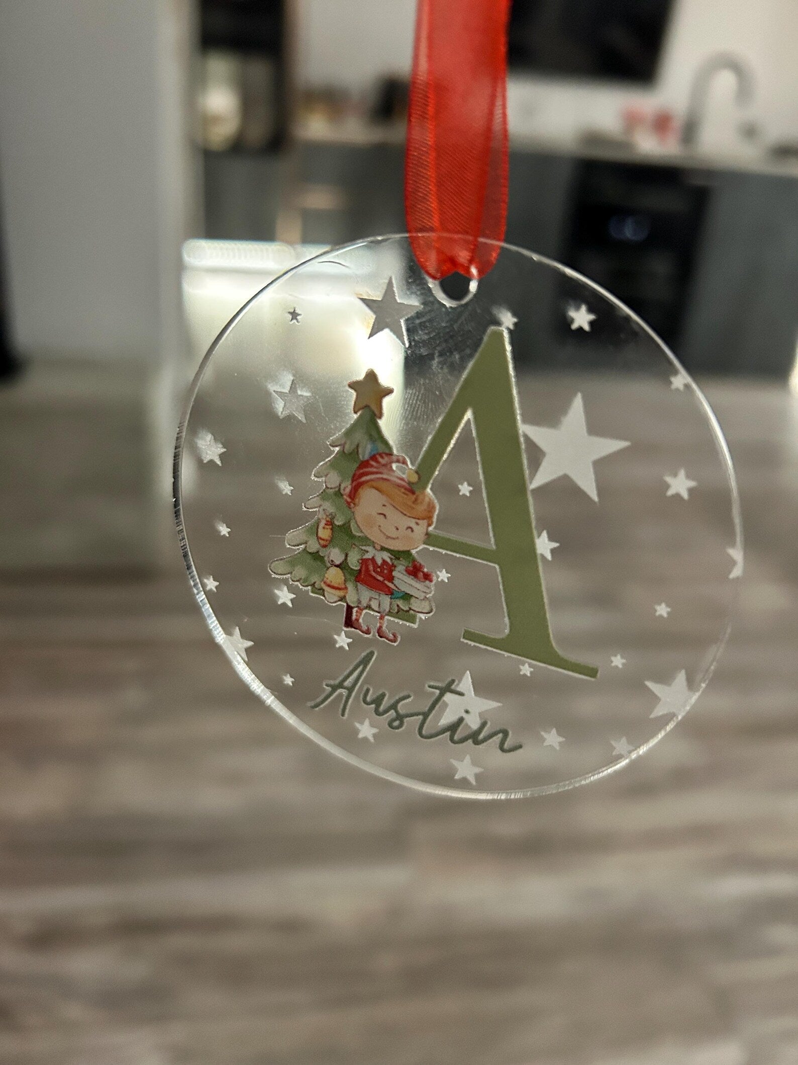 Personalised Acrylic Christmas Bauble – Engraved Stars & Cute Elf Design – Custom Name and Initial.