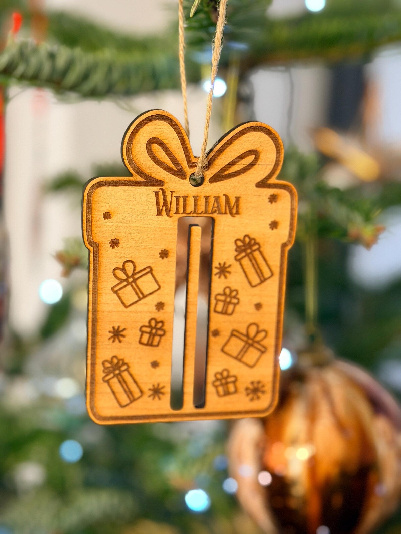 Personalised Christmas Present Shaped Money Holder Decoration | Custom Name Wooden Xmas Ornament | Cash Gift Christmas Keepsake