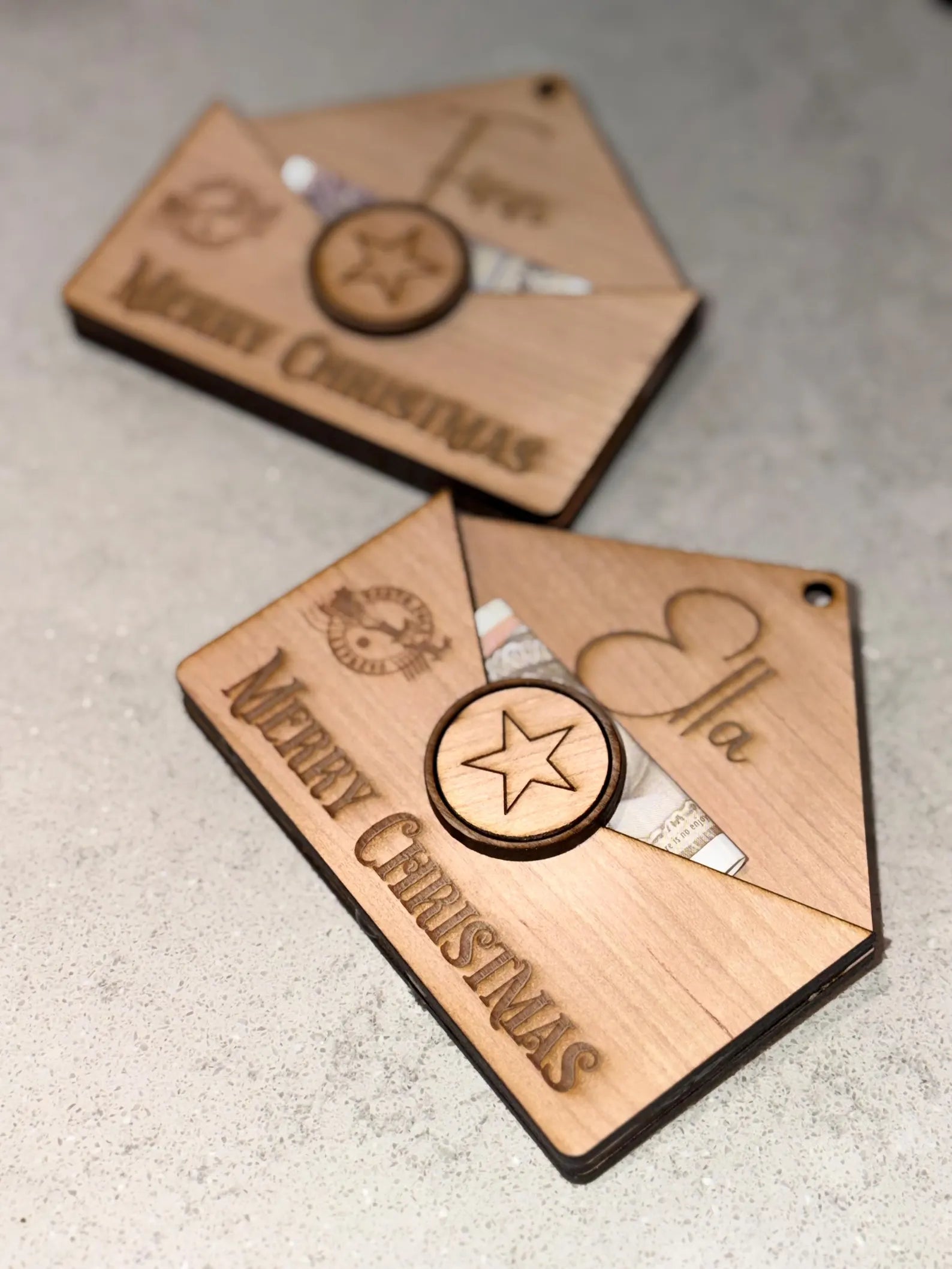 Personalised Wooden Christmas Envelope – Money or Gift Card Holder Bauble – Custom Tree Hanging Cash Gift