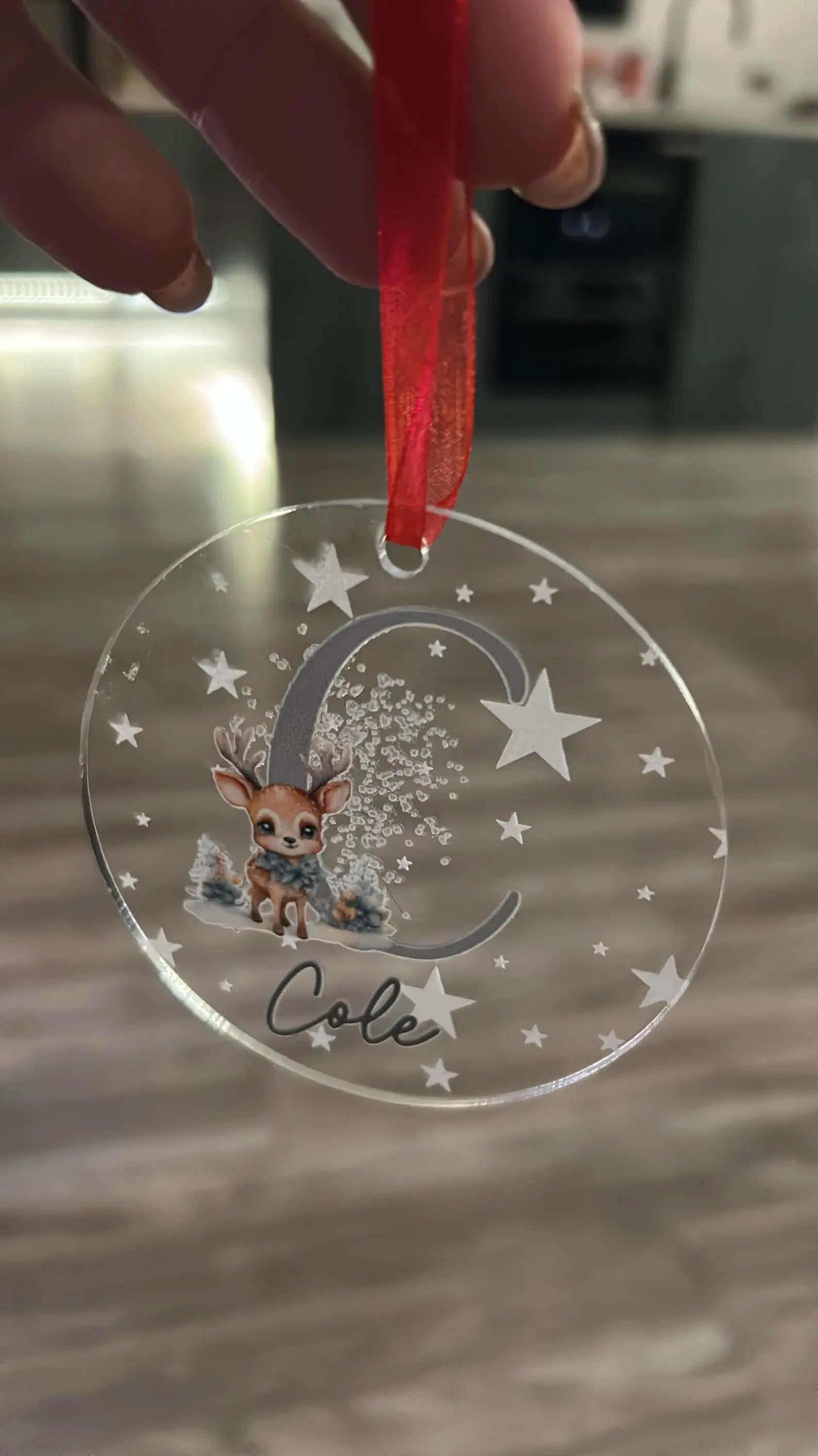 Personalised Acrylic Christmas Bauble – Engraved Stars & Cute Reindeer Design – Custom Name and Initial.