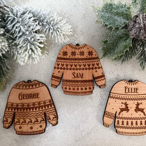 Wooden Christmas Jumper Hanging Ornament – Festive Xmas Tree Decoration – Cute Holiday Keepsake - Personalised